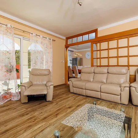 Barbara * Supetarska Draga